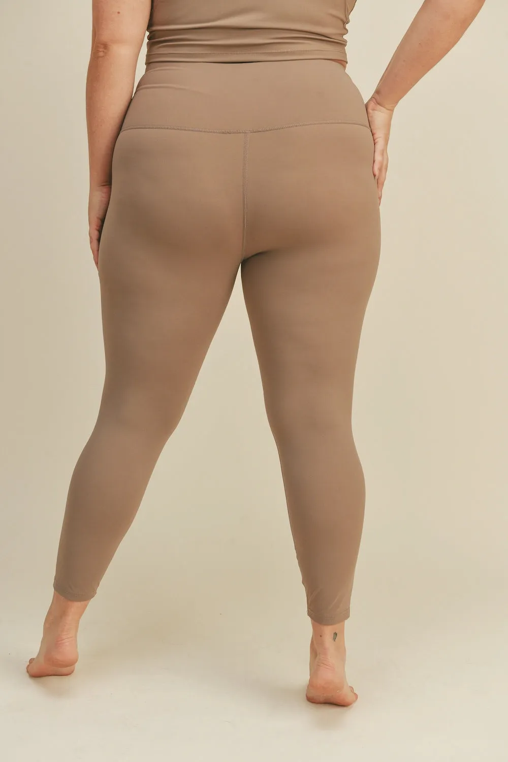 Aligned Performance High-Rise Leggings
