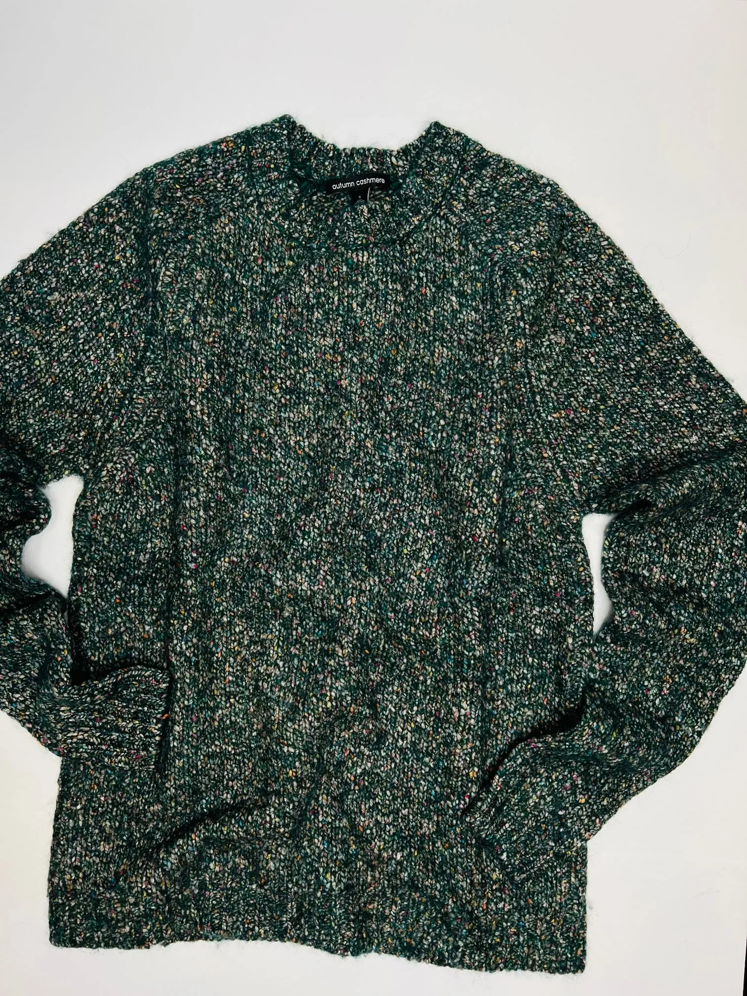AUTUMN CASHMERE ITALIAN SADDLE CREW - 2 COLORS