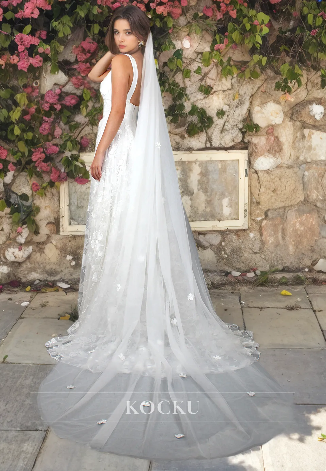 Beach Lace Wedding Dress A Line V-Neck High Slit Boho Wedding Dress with Train