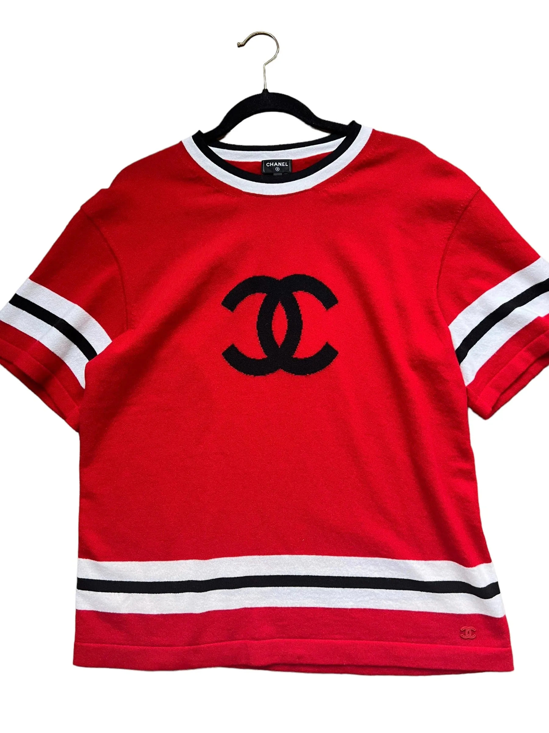 Chanel Red CC Logo Cashmere Sweater 2024 Collection  AVC2125