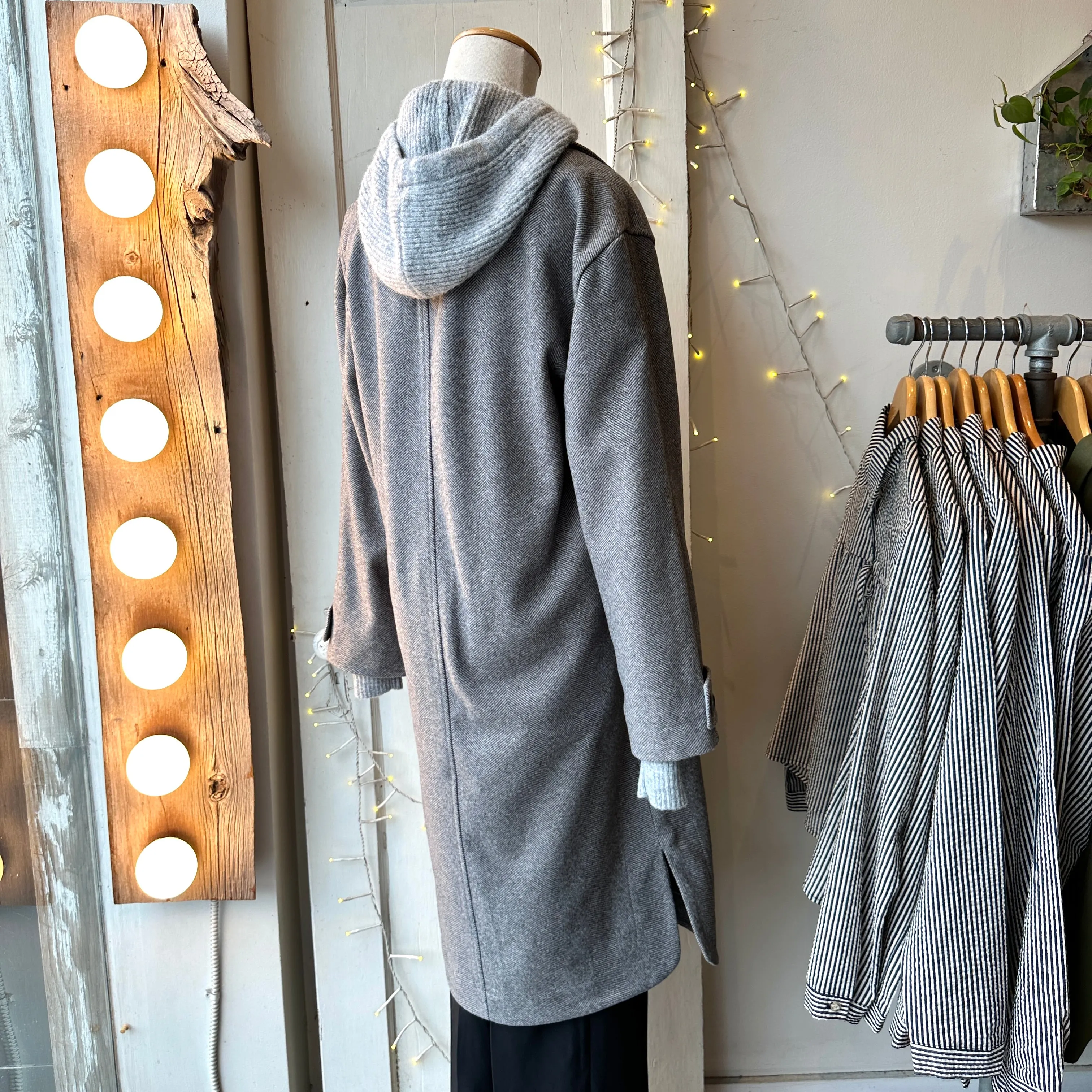 Gentle Fawn // Jude Coat Herringbone