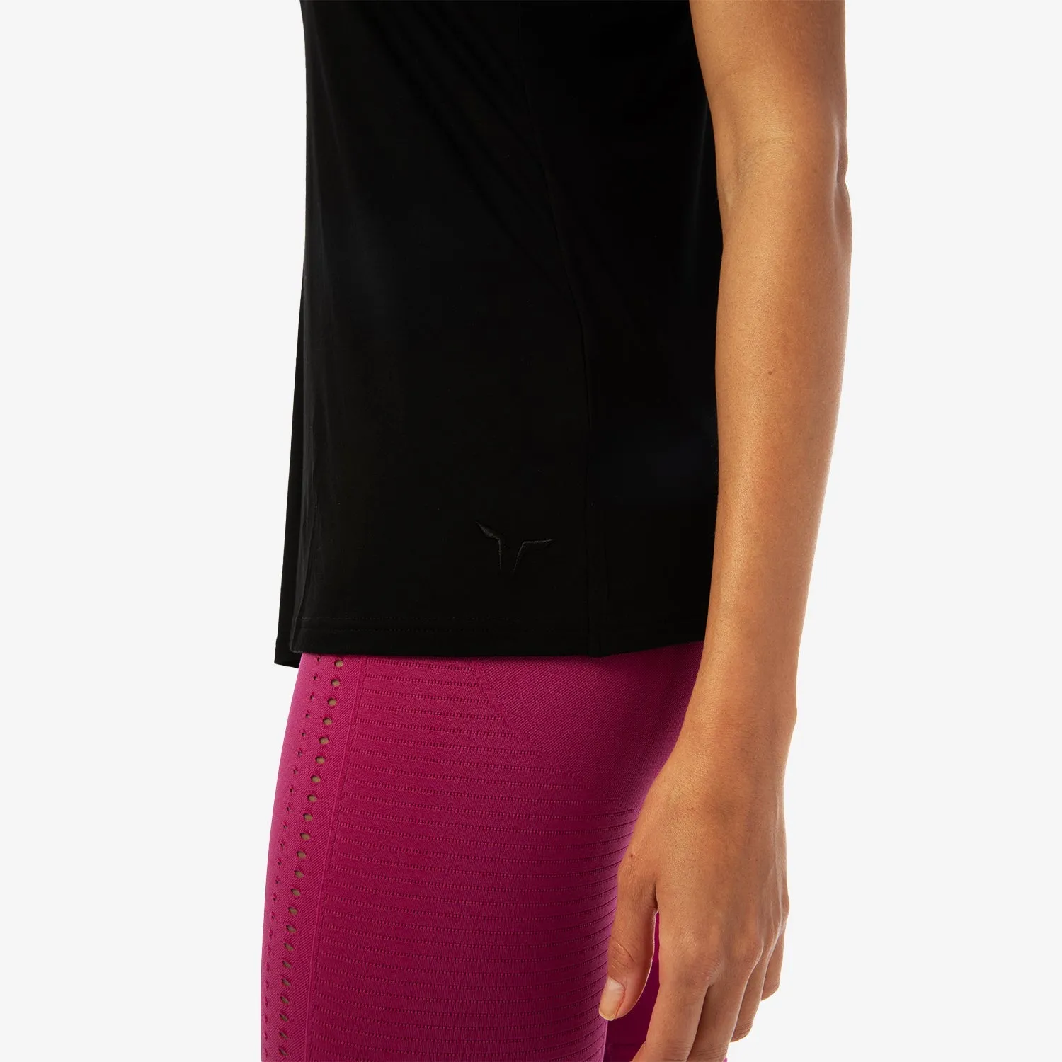 Infinity Longline Workout Tank - Black