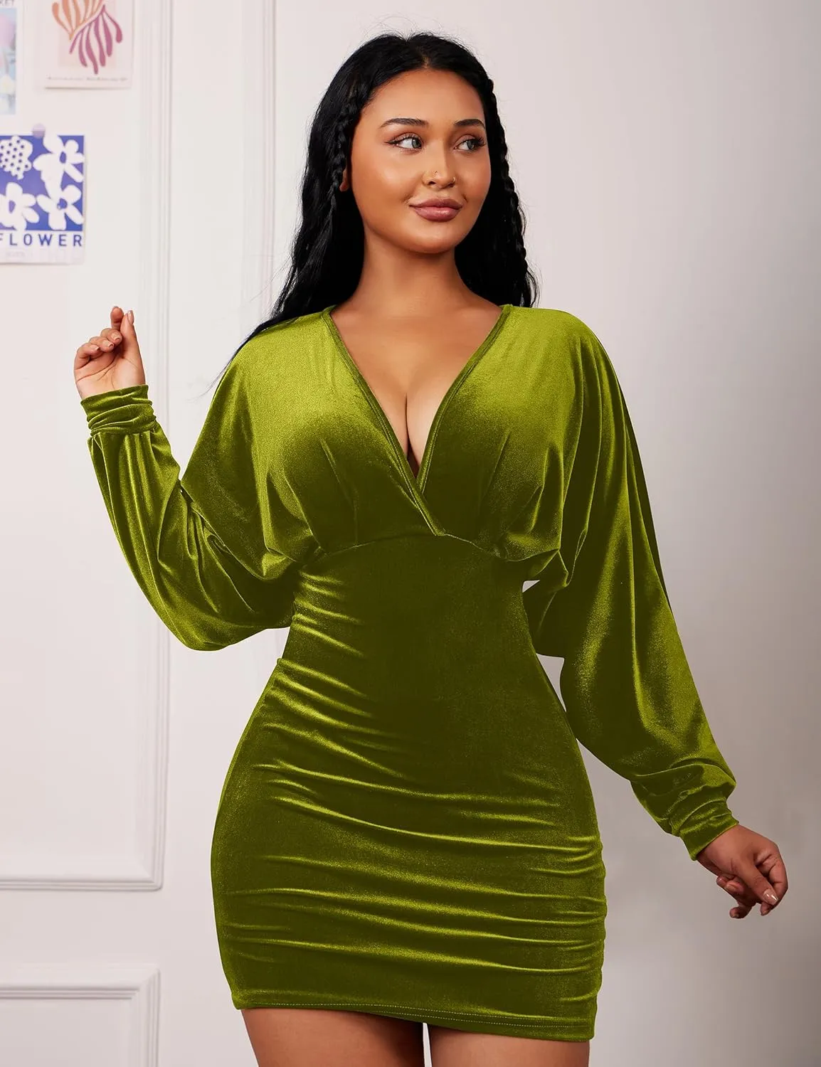 YMDUCH Women's Elegant Deep V Neck Long Sleeve Batwing Bodycon Velvet Mini Party Club Dress